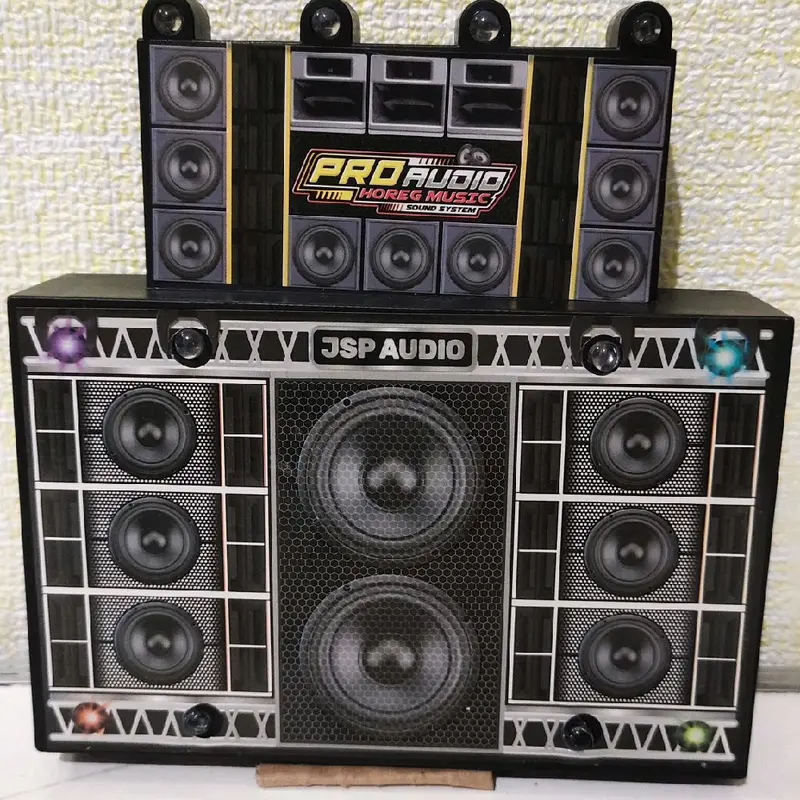 Miniatur sound Horeg Viral, Mainan Sound bisa bunyi dan lampu disko, harganya murah bisa untuk di jual lagi, bida buat Truk/colt bak 6