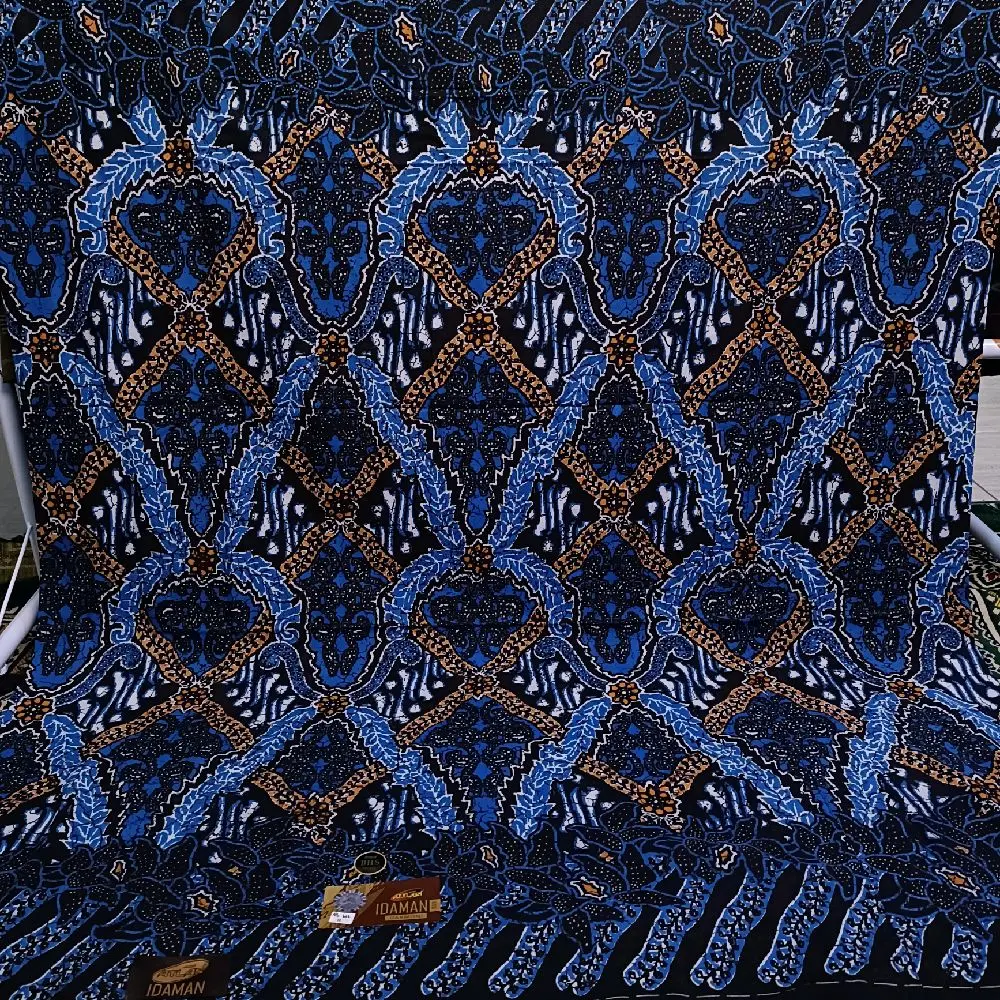 SARUNG BATIK ATLAS IDAMAN 555 MOTIF BHS Muslim Pria Dewasa SARUNG BATIK ATLAS IDAMAN 555 MOTIF BHS Muslim Pria Dewasa