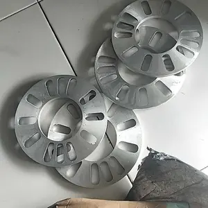 [1 PCS / 4 PCS] Spiser / Spacer Velg Mobil Universal 4 / 5 Lubang