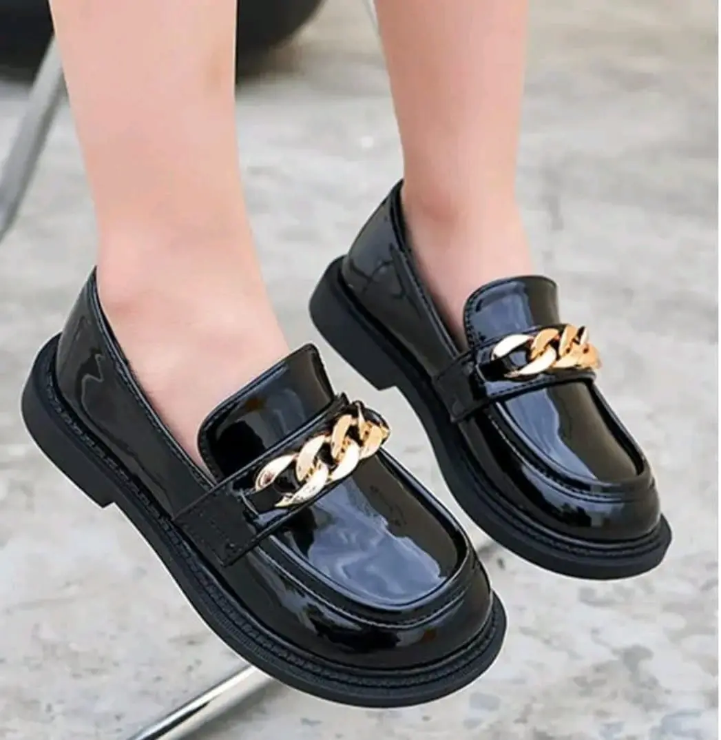 Sepatu Docmart Anak Perempuan model Rantai / Sepatu Flatshoes Anak Sekolah Hitam