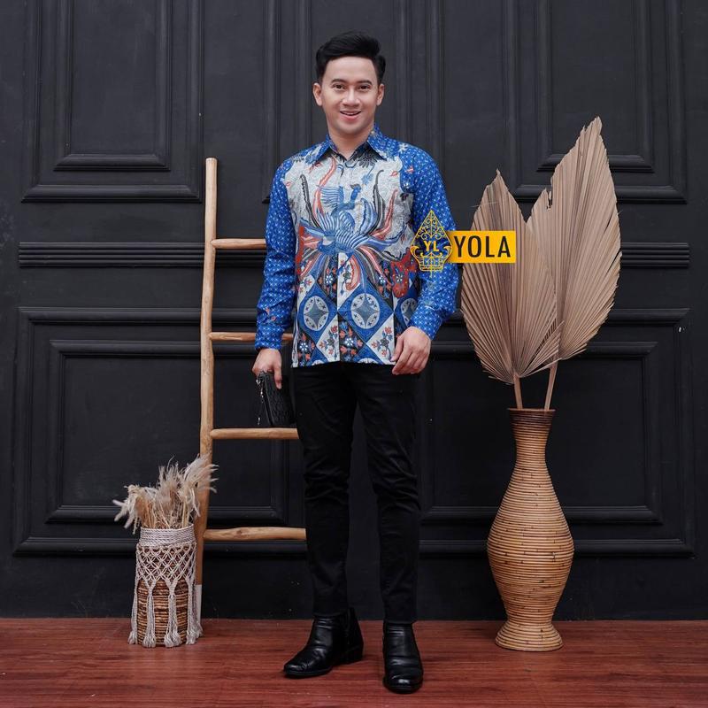 Sepasang Baju Batik Couple Suami Istri Terbaru 2