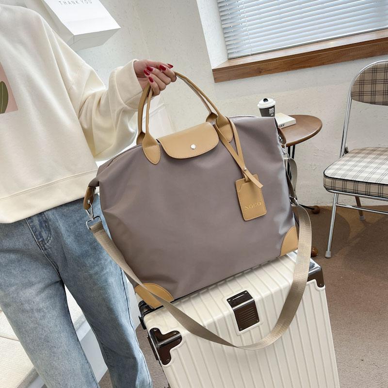 Product Introduction of 2023 Large Capacity Women's Travel Bag Waterproof Sports Gym Bag Outdoor Shoulder Crossbody Bag Female Handbag Weekend Gym Bag 8