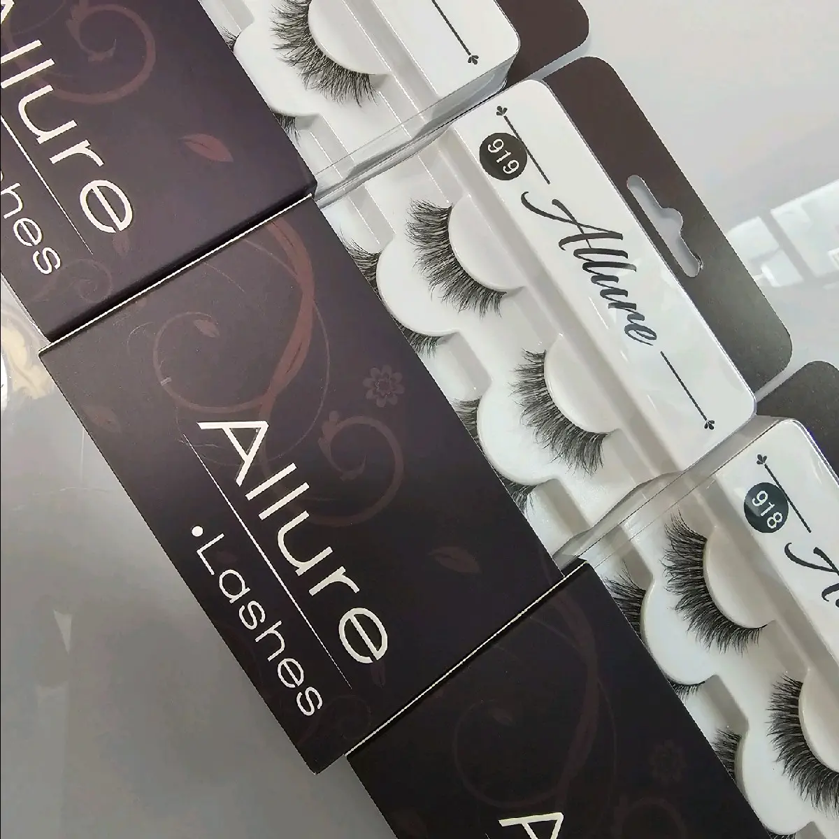 Allure Wispies False Eyelashes 4 pairs