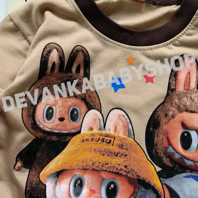BAJU LABUBU ANAK  COWOK CEWEK SETELAN ANAK MOTIF BONEKA LABUBU LUCU BISA PAKAI TOPI UNTUK ANAK UMUR 1-10 TAHUN Perempuan Parsel Bayi 5