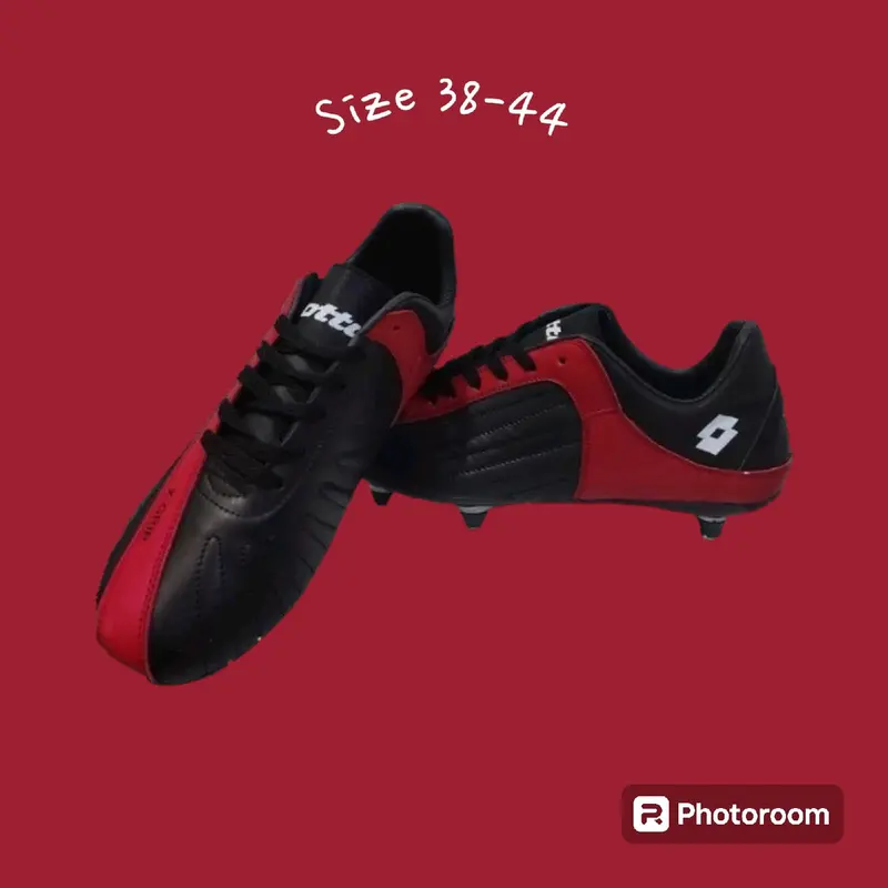 Sepatu Bola Kulit Pull Besi Dewasa (Dijahit dan Dipaku) 1