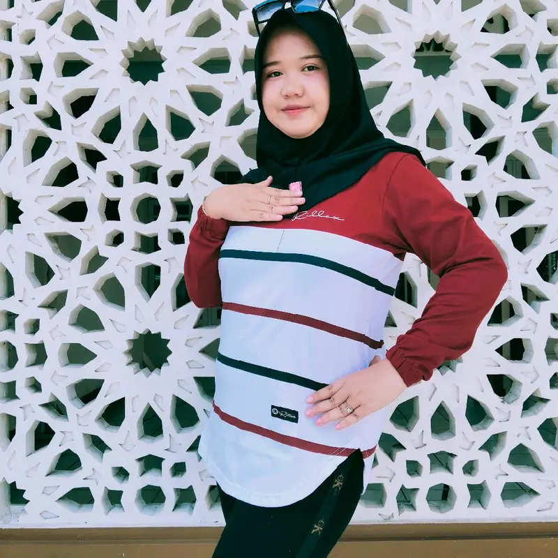 Kaos Atasan Wanita Oval Motif Terbaru Kain Katun Combad Premium Adem 1