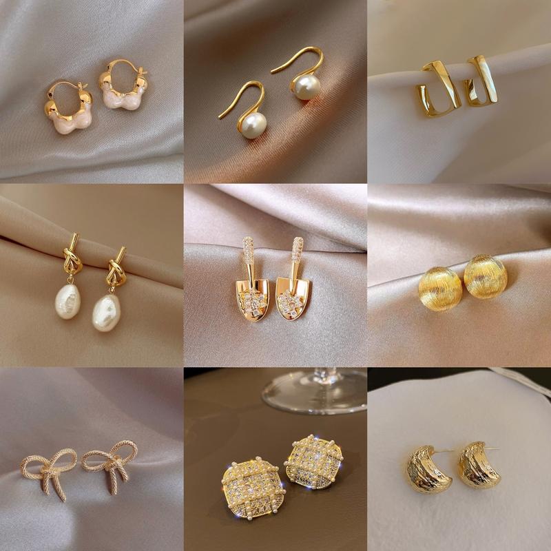 Bông tai đồng mạ vàng 18K phong cách cổ điển, thiết kế hình bầu dục tia nắng,…