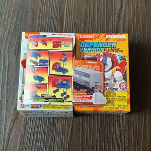 Blokees Optimus Prime Vehicle + Trailer  _ Transformers Defender Version
