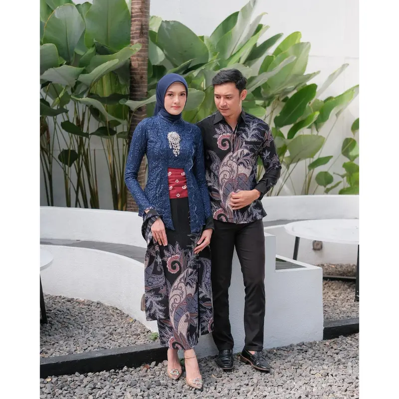 Kebaya Ayu Couple Sarimbit Batik Modern Set Kebaya Kutu Baru Premium Kebaya Kondangan Engagement Couple Lamaran 3