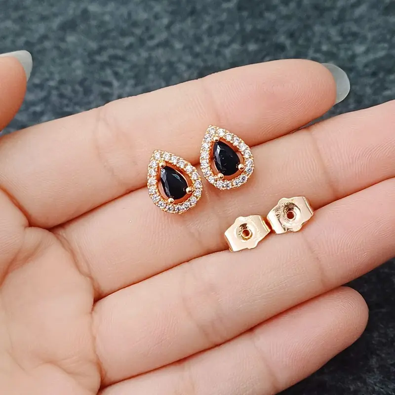 Anting Tusuk Wanita ELegan Cantik Permata Zirkon Lapis Emas Motif Baru High Quality 2