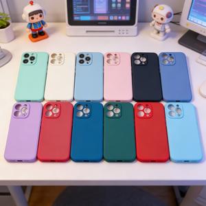 Ốp lưng iPhone góc vuông: Ốp mềm TPU chống sốc màu trơn với các khoét camera chính xác và thiết kế tối giản siêu mỏng. Tương thích với các mẫu IPhone 17, 16, 15, 14.