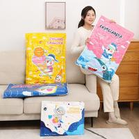 Gambar U-Living Set 5 pcs Plastik Vacuum Motif Bebek Surfing dan Pompa Elektrik Vacuum Kantong  Penyimpanan Pakaian Travel Anti-air Dipakai Berulang Klip Plastic - Set5pc 50*70, BEBEK SURFING dari U-Living Official Store Kota Bekasi 3 Tokopedia