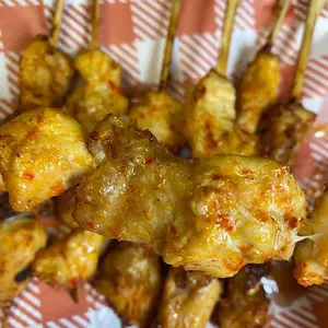 Zona Makan Sate Asin Pedas