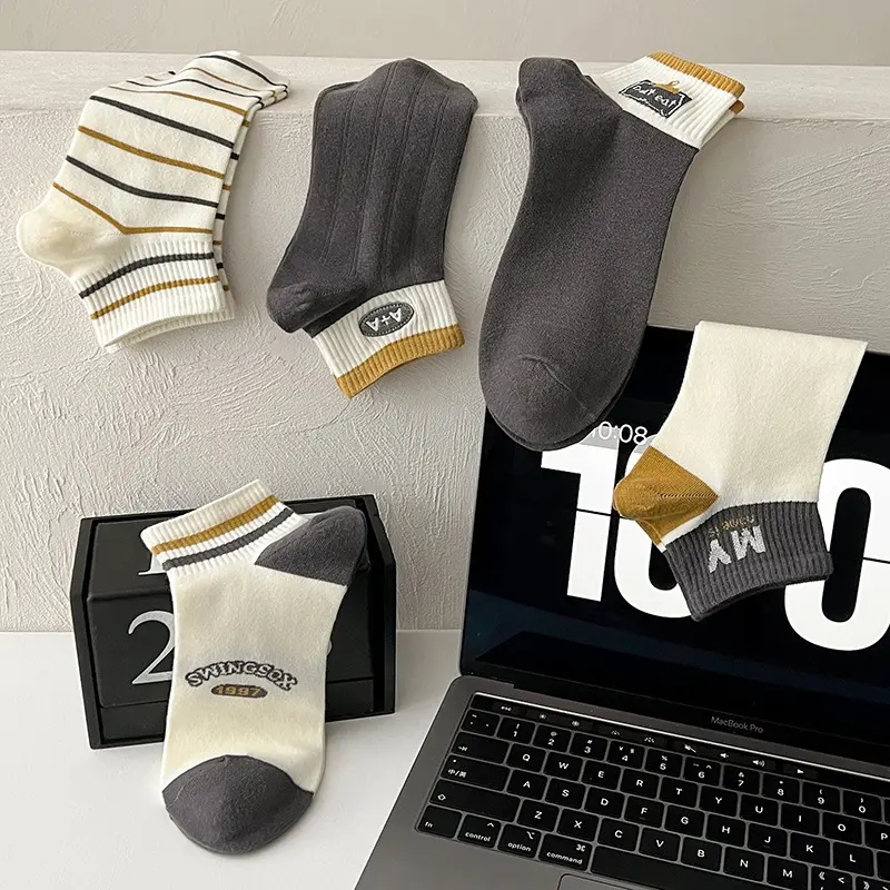 ELBER KS146 Kaos Kaki Cowok Pendek Unisex Motif Garis Polos Semata Kaus Kaki Socks Korean Fashion Y1804 1