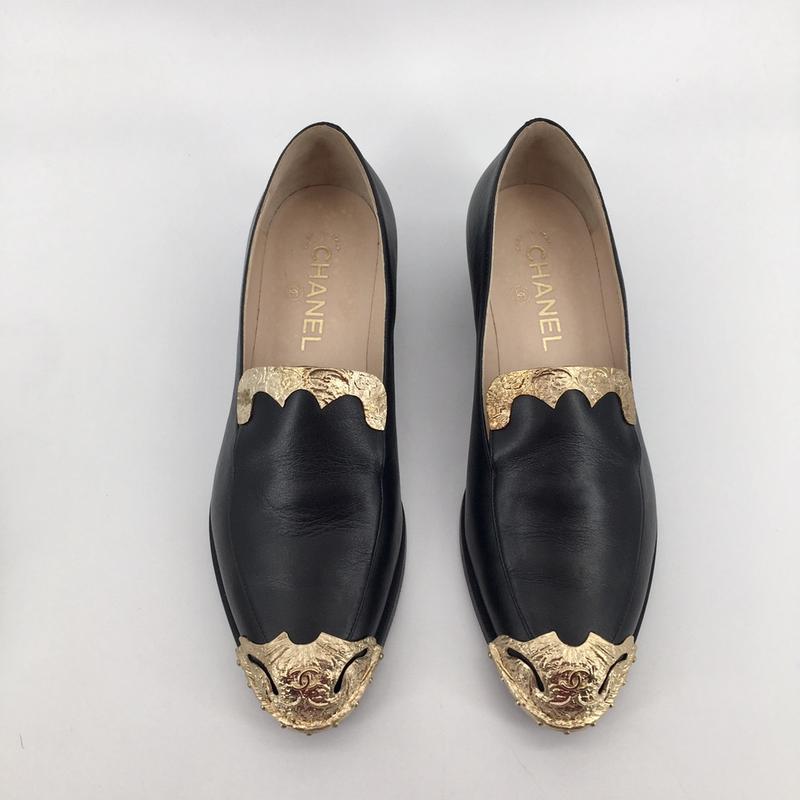 (Preowned) Reu 26534 Chanel - Black Leather Paris Dalls Laofers size 39C 0