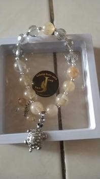 Product Review of gelang giok salju , sangat cocok untuk kamu yang suka fashion size 16-17. from u**1 0