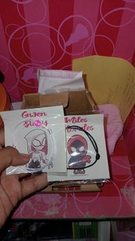 Product Review of Gelang Couple Spiderman Miles Morales & Gwen Stacy Free Box Tali Waterproof Anti Air Satin Hitam Lembut Copel Super hero Into the spider verse gelang  couple from w**j 0