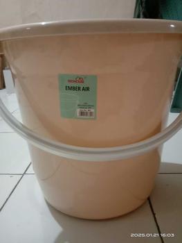 Product Review of Ember Plastik Ember Air Ukuran 16L-23L - Ember Plastik Tebal Dengan Warna Pastel from U** R**N 1