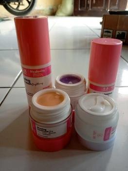 Product Review of DOSIS 4 - Paket Sensitif Kinclong White Truffle from R**💞 2