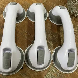 Pegangan Tangan Portable Helping Handle tempel Licin Bathub WC Mandi