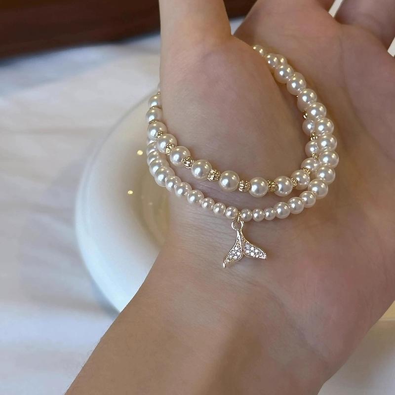 Product Introduction of Fashionable and Elegant Double Layers Imitation Pearl Gold Fishtail Charm Bracelet with Gift Box 8