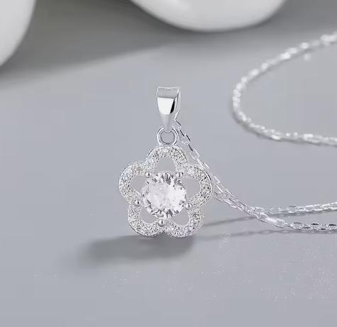 DJ083- DÂY CHUYỀN THIẾT KẾ ĐÍNH ĐÁ MẶT HOA MAI NHẸ NHÀNG XINH XẮN