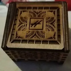 Happy Birthday Music Box Automatic - Hadiah Ulang Tahun Unik untuk Pacar, Teman & Keluarga