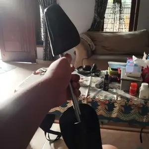 Shoe Tree Penyangga Sepatu 33cm Bahan HDPE & Besi Kuat Cocok untuk Berbagai Ukuran Sepatu