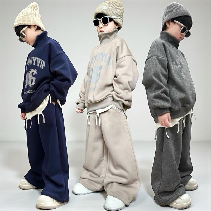 Q2572 Bộ Quần Áo Nỉ Cao Cổ Lót Bông Ấm Màu Xám In Chữ Loang Nứt Cho Bé Trai Và Bé Gái Chất Liệu Nỉ Cao Cổ Lót Bông Giữ Ấm