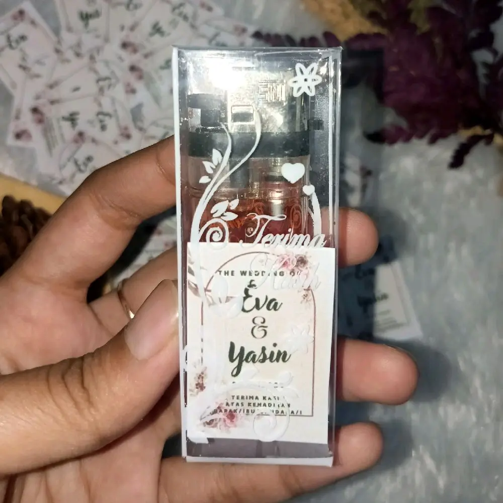 (50 pcs custom nama) Souvenir pernikahan untuk cowok Hadiah Aesthetic