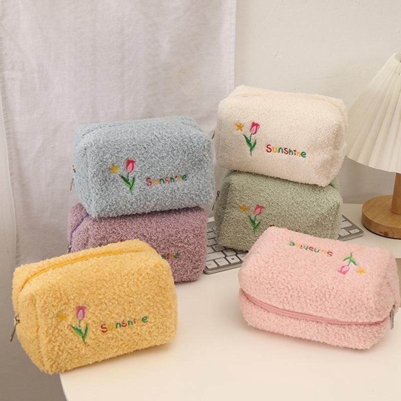 Túi Đựng Mỹ Phẩm, Phong Cách Ins, Thiết Kế Hoa Tulip Nhồi Bông Túi Trang Điểm, Màu Pastel Hộp Bút Chì, Thích Hợp Cho Bé Gái, Cỡ Lớn, Lý Tưởng Cho Du Lịch, Hộp Đựng Đồ Trang Điểm, Túi Đựng Mỹ Phẩm Rửa, Trang Trí Nhà Cửa 8