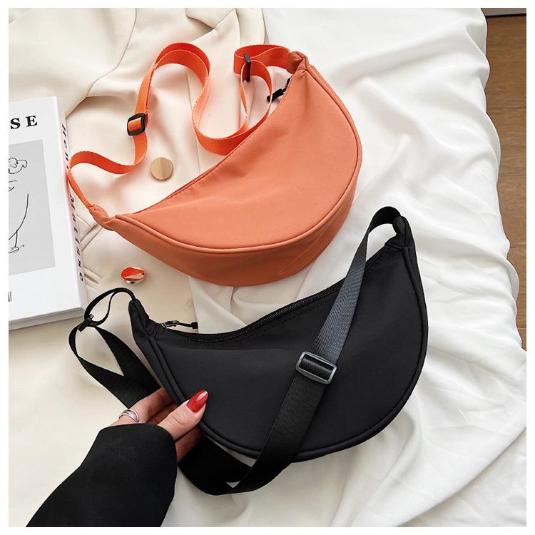 Product Introduction of Nylon material crossbody bag, women's new style dumpling bag, lightweight small shoulder bag, armpit bag, single shoulder bag, women's single shoulder crossbody bag 6