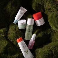 Gambar From This Island Anniversary All-Star Bundle | 6 in 1 Skincare Set - Full Size dari From This Island Kota Administrasi Jakarta Timur 2 Tokopedia
