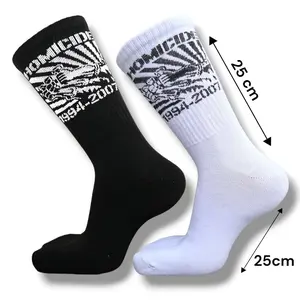 KAOS KAKI OLD SCHOOL PANJANG, KAOS KAKI UNISEKS, KAOS KAKI KECE, KAOS KAKI COWOK CEWEK DEWASA UKURAN 38-45 TEBAL