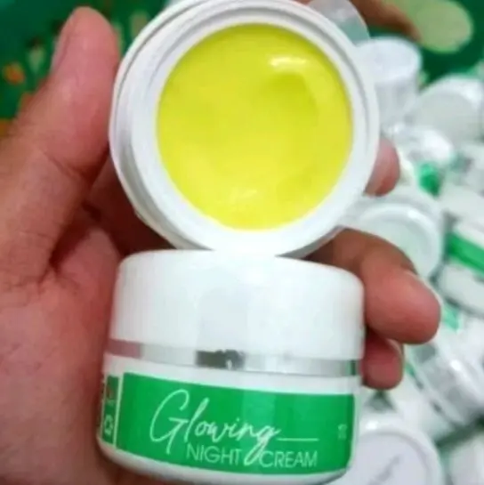 Cream maxie glow skincare...nigh cream maxie ...cream hijau...1produk