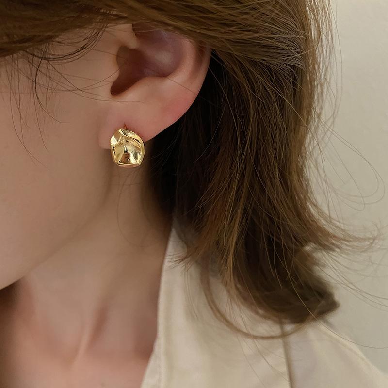 New Irregular, Exquisite, Fashionable Handmade Hammer Face Earnail Design Versatile Women's Earrings Classic Accessories 4
