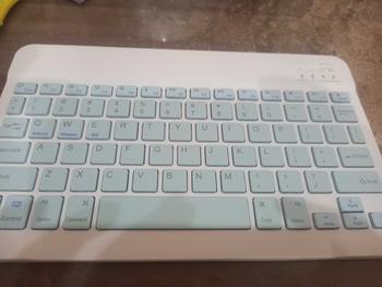 Product Review of 10 inch Wireless Bluetooth Keyboard Lightweight Portable Keyboard Nirakabel Colorful Computer Mouse from A**a 0