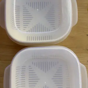 KOTAK PENYIMPANAN MAKANAN DENGAN SARINGAN FOOD STORAGE BAHAN BERKUALITAS ANTI PANAS DAN DINGIN
