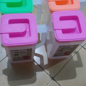 Teko Air Black Chows 2 Liter - Plastik PP Bebas BPA untuk Piknik & Camping - Kitchenware Wadah