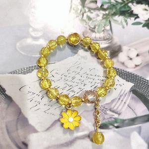 Imitation cat eye stone butterfly bracelet for women, niche design, grey moonlight bracelet for women, versatile and high-end crystal bracelet