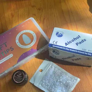 Alkohol Pads Kapas Alkohol / Isi 100Pcs Tissue Alkohol / Antiseptik untuk bersihkan luka / Alcohol Pads 70%