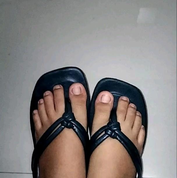 Sandal Teplek Jepit Kupat Wanita Sendal platform Selop Plat Trendy 7