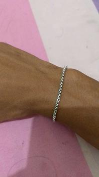 Product Review of READY GELANG TANGAN RANTAI KECIL TITANIUM MODEL ROLO ANTI KARAT SILVER Bracelets from s**a 0