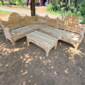 Korsi Sudut Mahkota - Produk dengan Deskripsi yang Tersedia