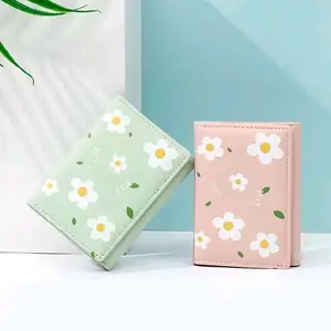 Dompet lipat wanita motif bunga daisy