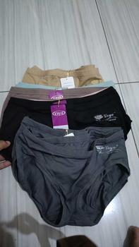 Product Review of ISI 3 PC 6 PC 12 PC CELANA DALAM MERK VAYA 311/ bahan adem dan berkualitas premium Katun Art Lembut Soft from D**a 1
