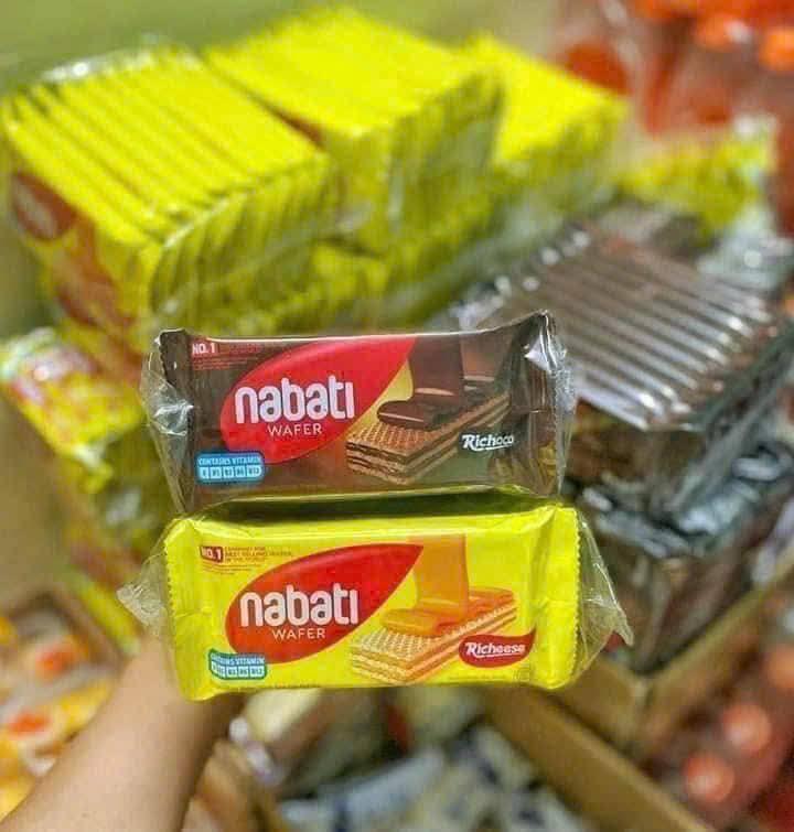 Nabati LỐC 10 GÓI 17G Bánh xốp nhân phô mai Nabati - Bánh Nabati Kem Phô Mai cung cấp năng lượng và chất dinh dưỡng cần thiết