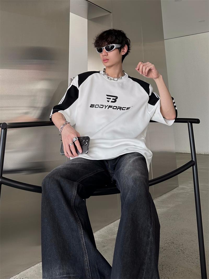 Product Introduction of High quality 2 Color v neck Winnersquad printed T-shirt for both men and women 10