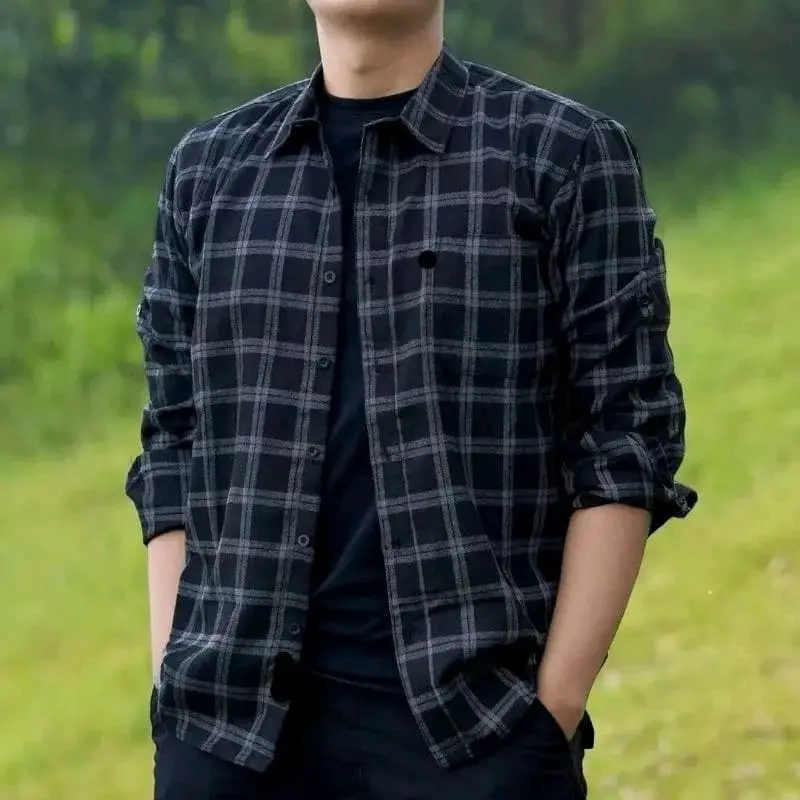 Kemeja panel premium cowok/cewek lengan panjang baju distro Slim-fitting kemeja pria lengan panjang kemeja lengan panjang kemeja kotak kotak kemeja flanel pria lengan panjang atasan pria pakaian Formal Nyaman Kain Kerah Lembut Casual Wanita 1
