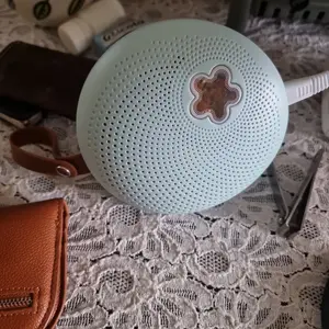 MISS LIFE Dehumidifier Mini Portable Penyerap Lembab Lemari Anti Jamur Bau Apek, Reusable Rechargeable untuk Lemari Pakaian Laci Rak Sepatu Koper Mobil Kamar Mandi, Penghilang Lembab Tanpa Refill Desain Gantung Garansi 2 Tahun Dry Pod